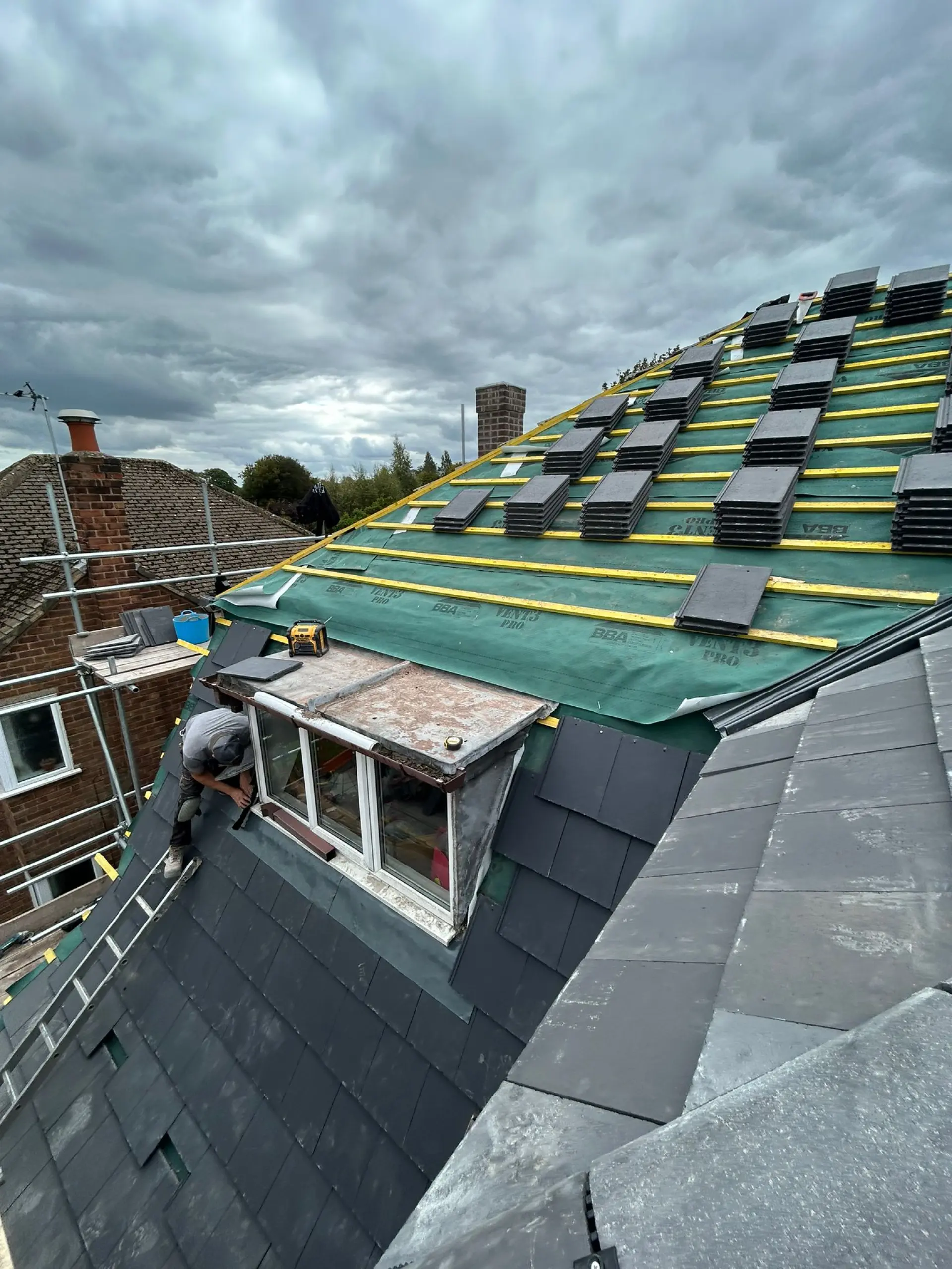 Emergency Roof Repairs Knowsley, Liverpool and All of the Northwest